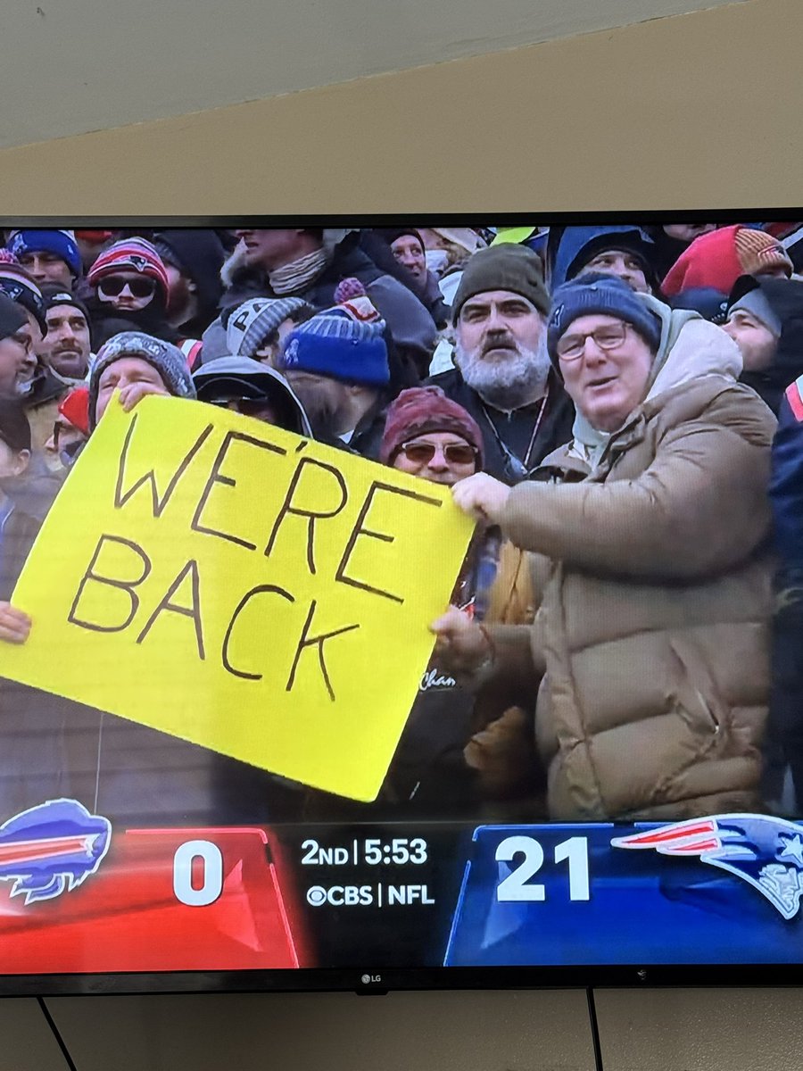 manuelgarciagg's tweet photo. @Patriots @TreVeyonH4 https://t.co/GW6PncF0h1