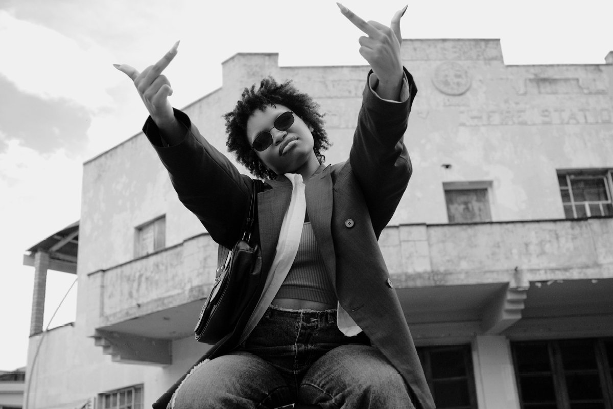 #S.I.T.W tweet media