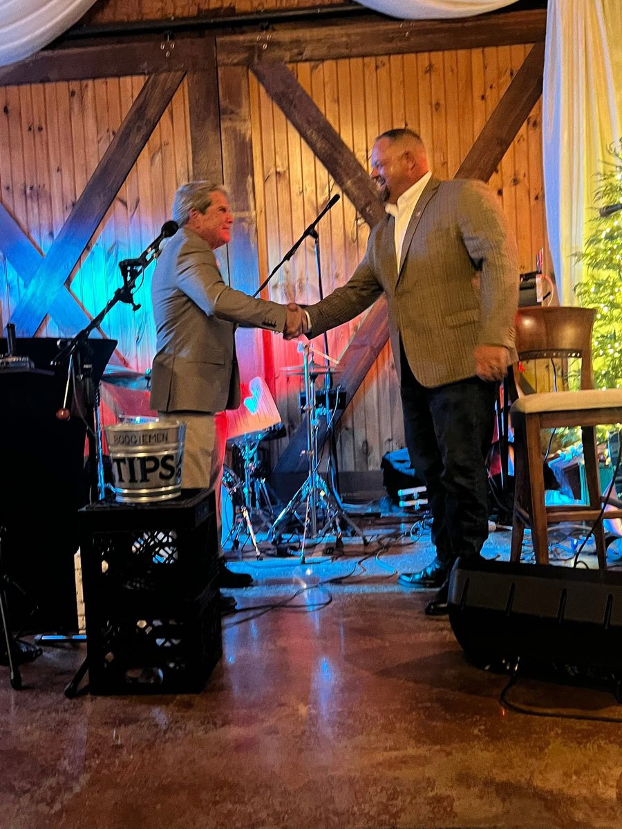 OcoeeRegion's tweet photo. Thank you, HBAT President Dan Mitchell  for Installing our 2026 ORBA President Howard Millsaps! https://t.co/bobbKu8Z0i