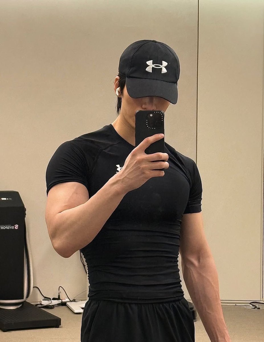 Hwang Jun-ho tweet media