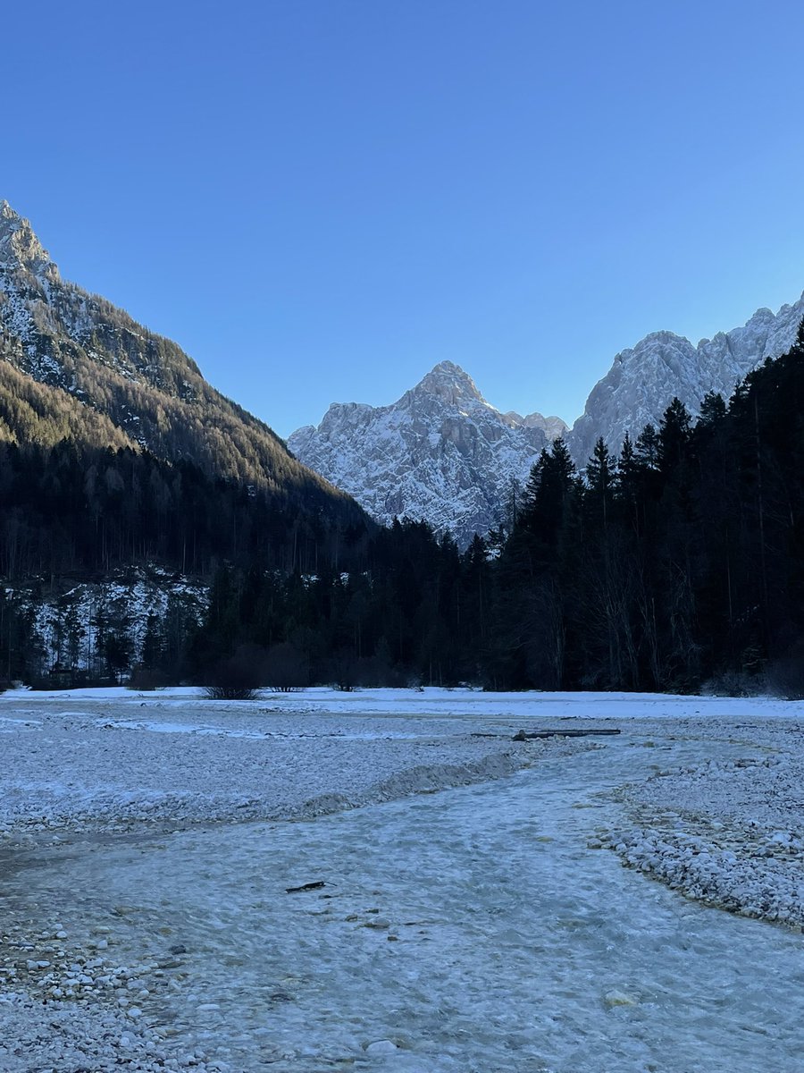 msdiall02's tweet photo. Kranjska Gora , Slovenia 🇸🇮🥰 https://t.co/5oYyeYMvg8
