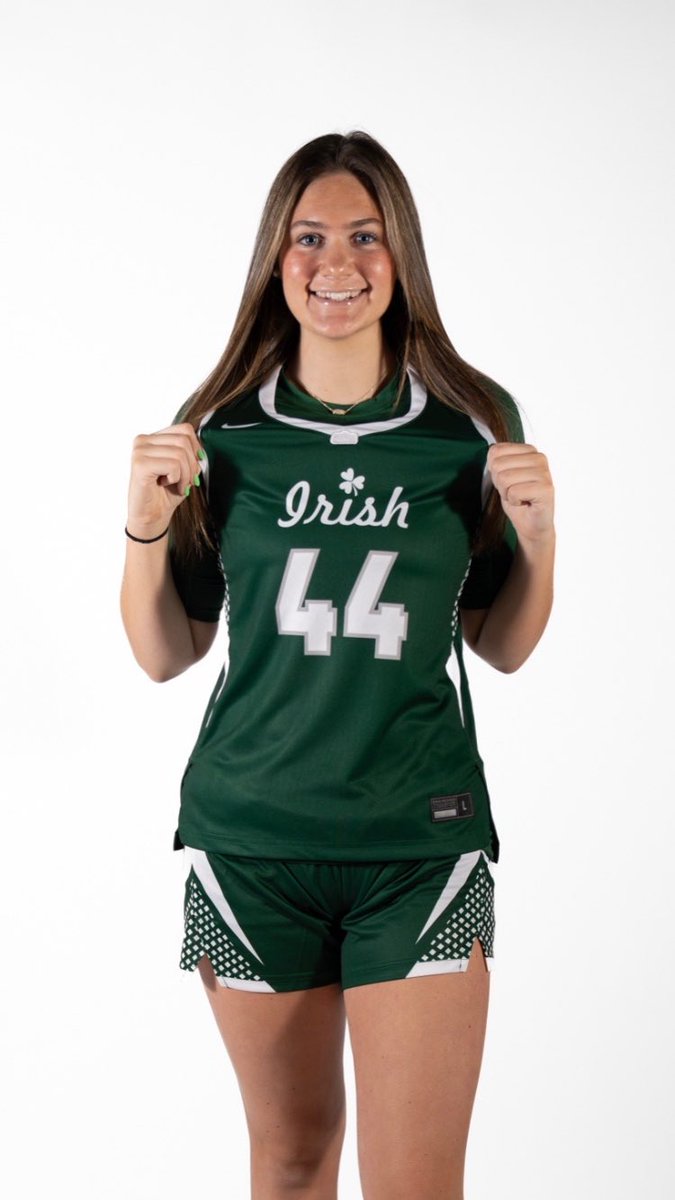 JRGreen1061336's tweet photo. ☘️ Spacing + Patience  ☘️ 
YR2 // 6’2” @2028finleygreen  @IrishGBB @ShoreshotsGirls @_OfficialFlicks https://t.co/6CvurYzLTW