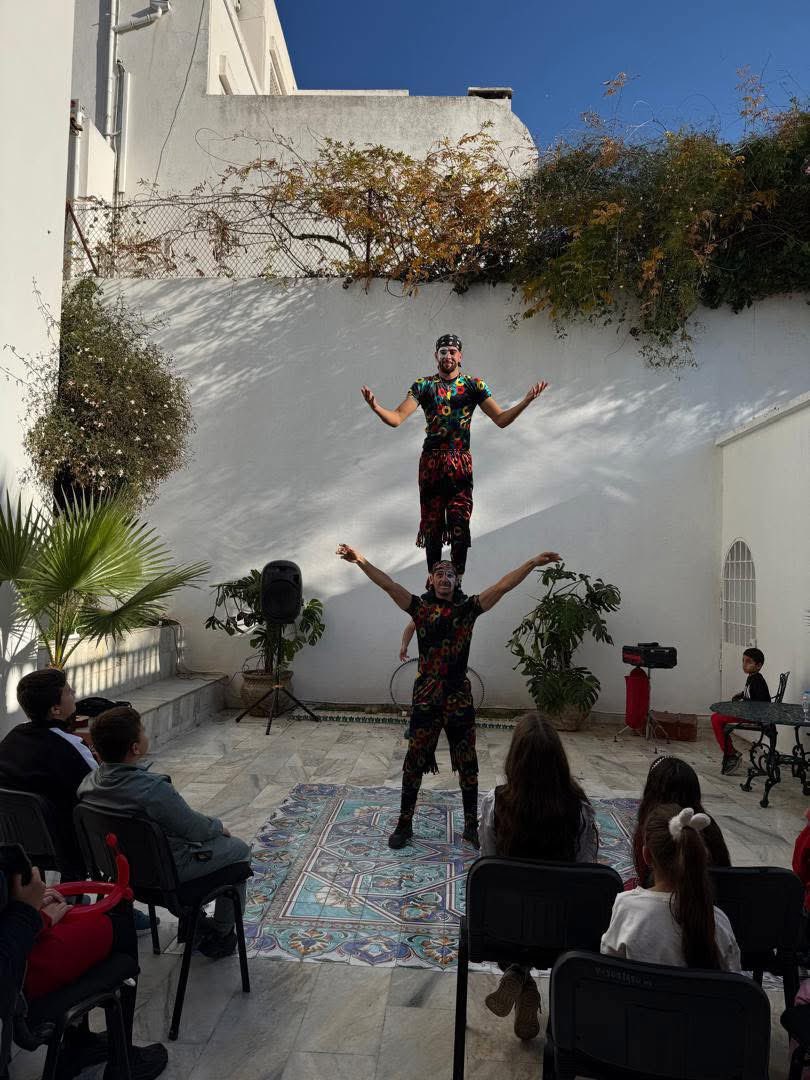 Hier, la résidence de notre ambassade était remplie de rires et de joie. Nous avons eu le plaisir d'accueillir la plus jeune génération d'enfants polono-algériens. Nos jeunes invités ont eu l'occasion de s'amuser grâce à de nombreuses attractions spécialement préparées pour eux.