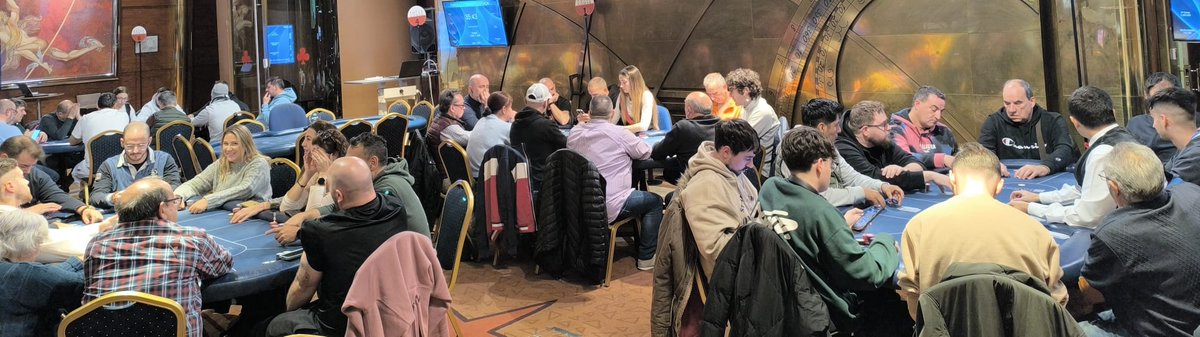 CasinoZaragoza's tweet image. En juego el #Monsterstack con 34 entradas.
R 1: 1.000/1.000/1.000
#pokerZaragoza