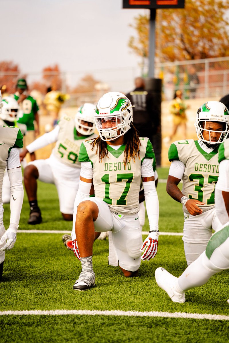 ballhawkpoo's tweet image. I’m going to the state championship!!! Last high school game this Saturday gotta finish the job.