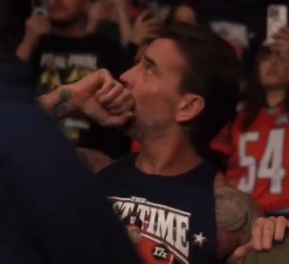 Teffo_01's tweet image. He was gagged. Dramatic king 😭