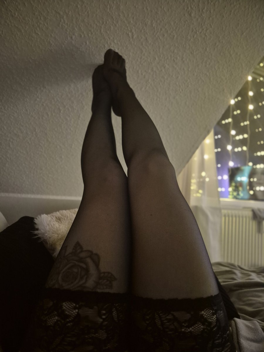 Knien und dienen ist heute Abend deine Aufgabe 😌