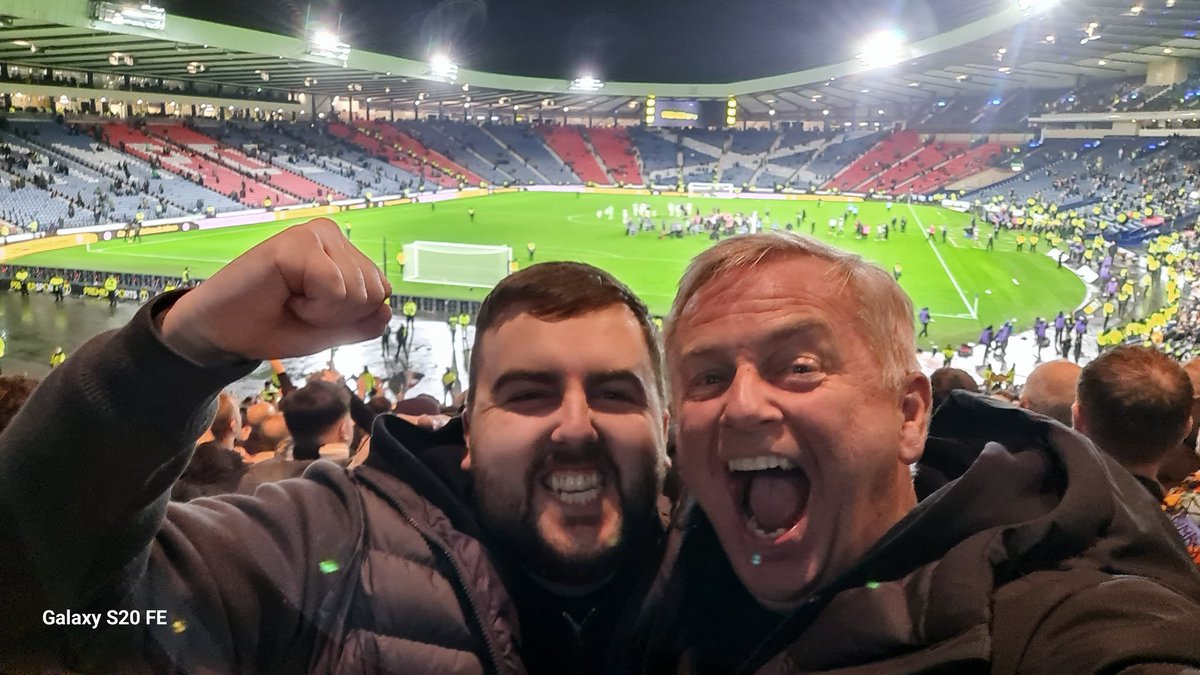 Ross Melville tweet media