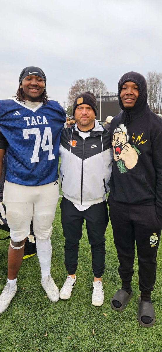 #SquadActivty tweet media