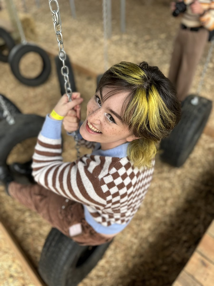 WatchGirlsPlay's tweet image. Happy Birthday to our beautiful, handsome,cute as a button friend Mar!! 

You make our world brighter and more full of laughter every day and we are lucky to have you in our lives ❤️