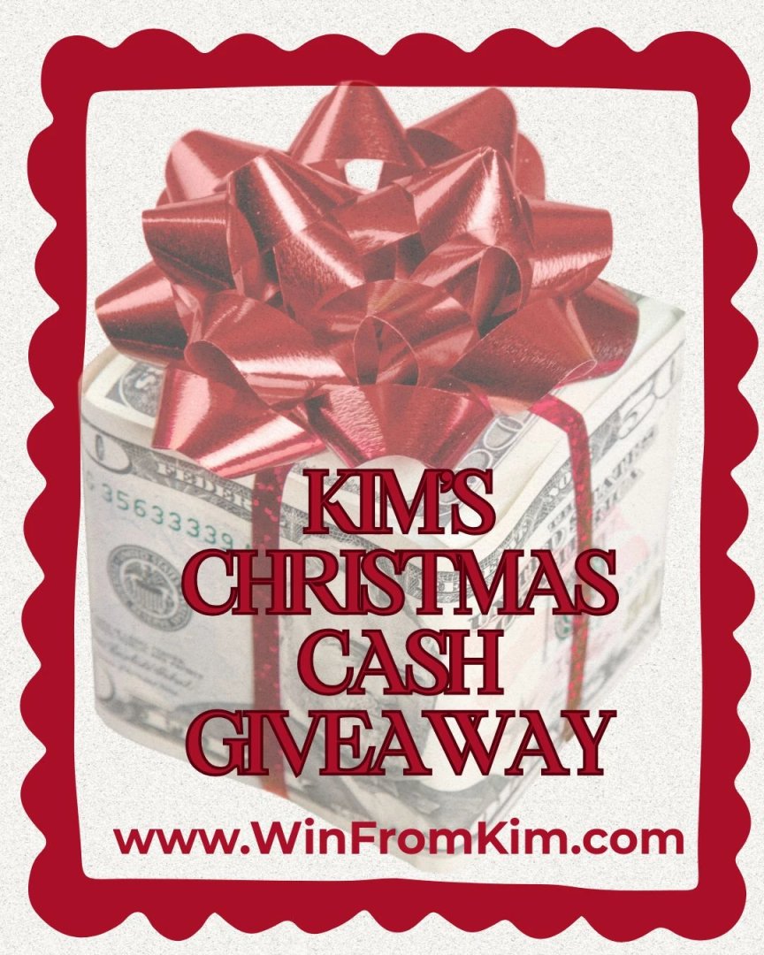 kimkomando's tweet image. Holiday to-do list getting longer than Santa's? 🎅✨
Let's brighten things up with a shot at some Christmas cash.

Enter Kim's Christmas Cash Giveaway (WinFromKim.com) or link in bio.

#KomandoShow #ChristmasCash #Giveaway #HolidayWins #KimKomando