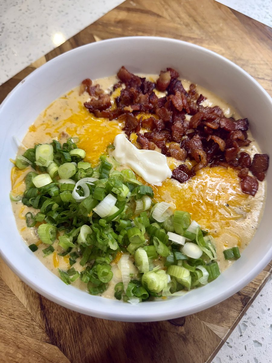 ChefJustinTyler's tweet photo. loaded potato soup https://t.co/c0W8oHB8pb