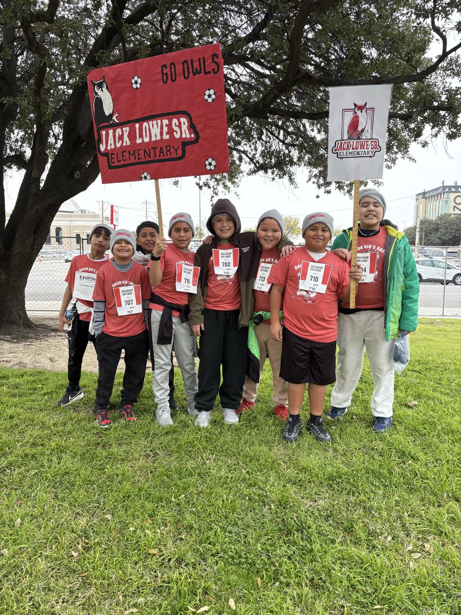 CoachJoelMC's tweet photo. 🦉Jack Lowe Owls showing their school spirit at the Kid’s ONCOR Race!
Great job to all of our runners! 👏@JackLoweSrES @HPEDallasISD https://t.co/63JxDji0bo