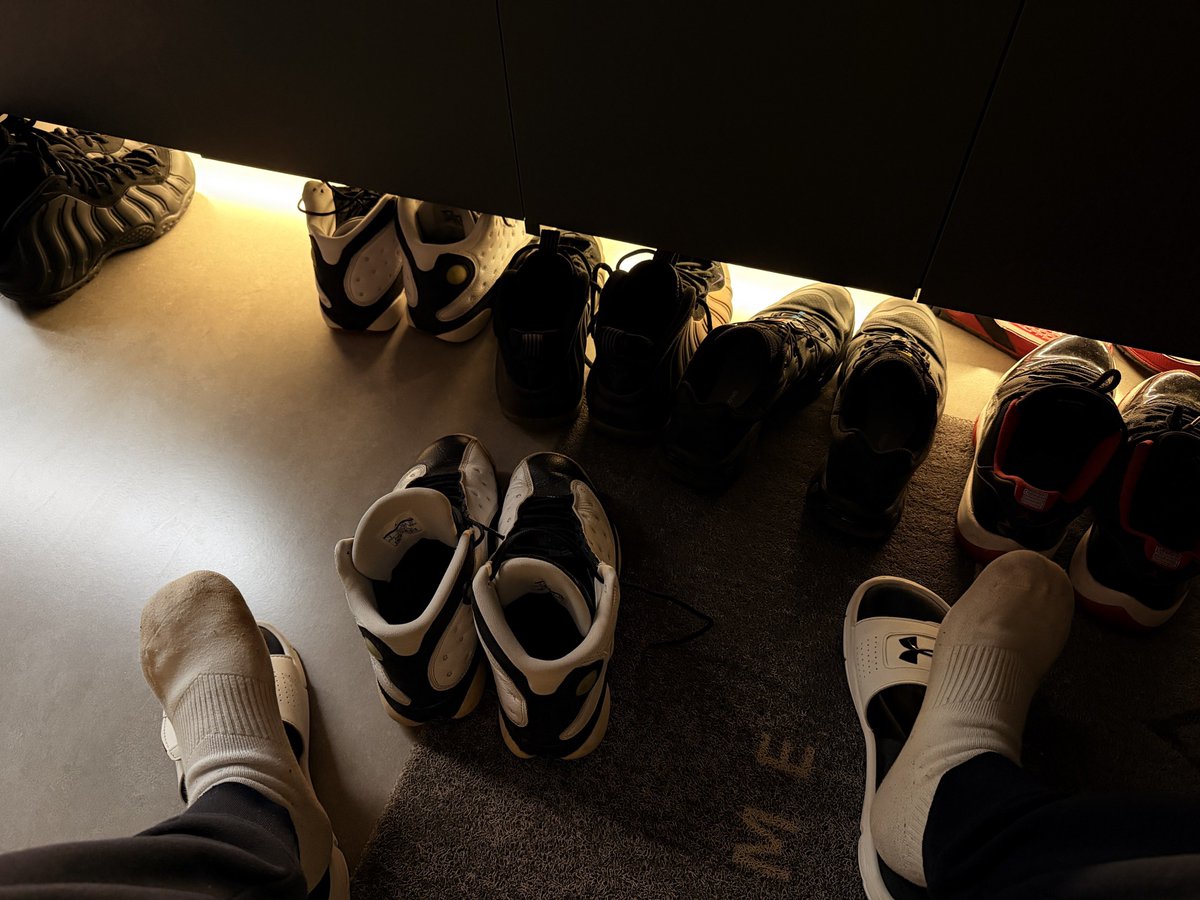 Like him tweet media