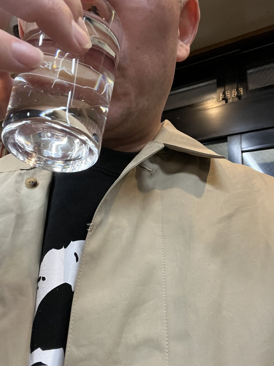 str_mn69's tweet photo. 週末は昼呑み！で、ぐだぐだの週末！あと2週間なのに何もしていない💦 https://t.co/uyiYoYEawK