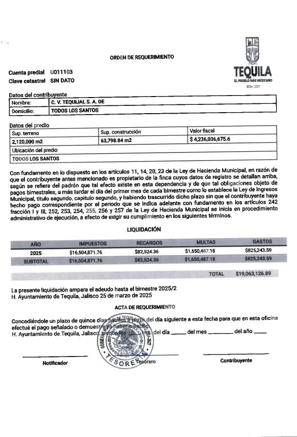 noticias_gab's tweet photo. 🔴Alcalde de Morena extorsionó a tequilera: pedía 20 millones

De acuerdo con denuncias ya conocidas, el alcalde de Tequila Diego Rivera Navarro exigió casi 20 millones de pesos a la tequilera José Cuervo para permitirle seguir operando en el municipio. 

Todo esto, sin importar el impacto económico para trabajadores y sus familias, que dependen directamente de la empresa.👇