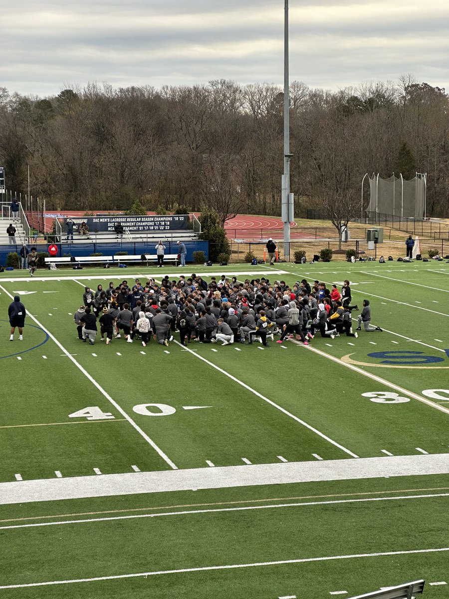 peytonW_51's tweet photo. Great camp @Top200Football today! Thanks to all the coaches who talked to me afterwards! @CoachWalker_M @coachsmith06 @CoachB_NGU @Coach_DSmith28 https://t.co/uQdtU9LkEg
