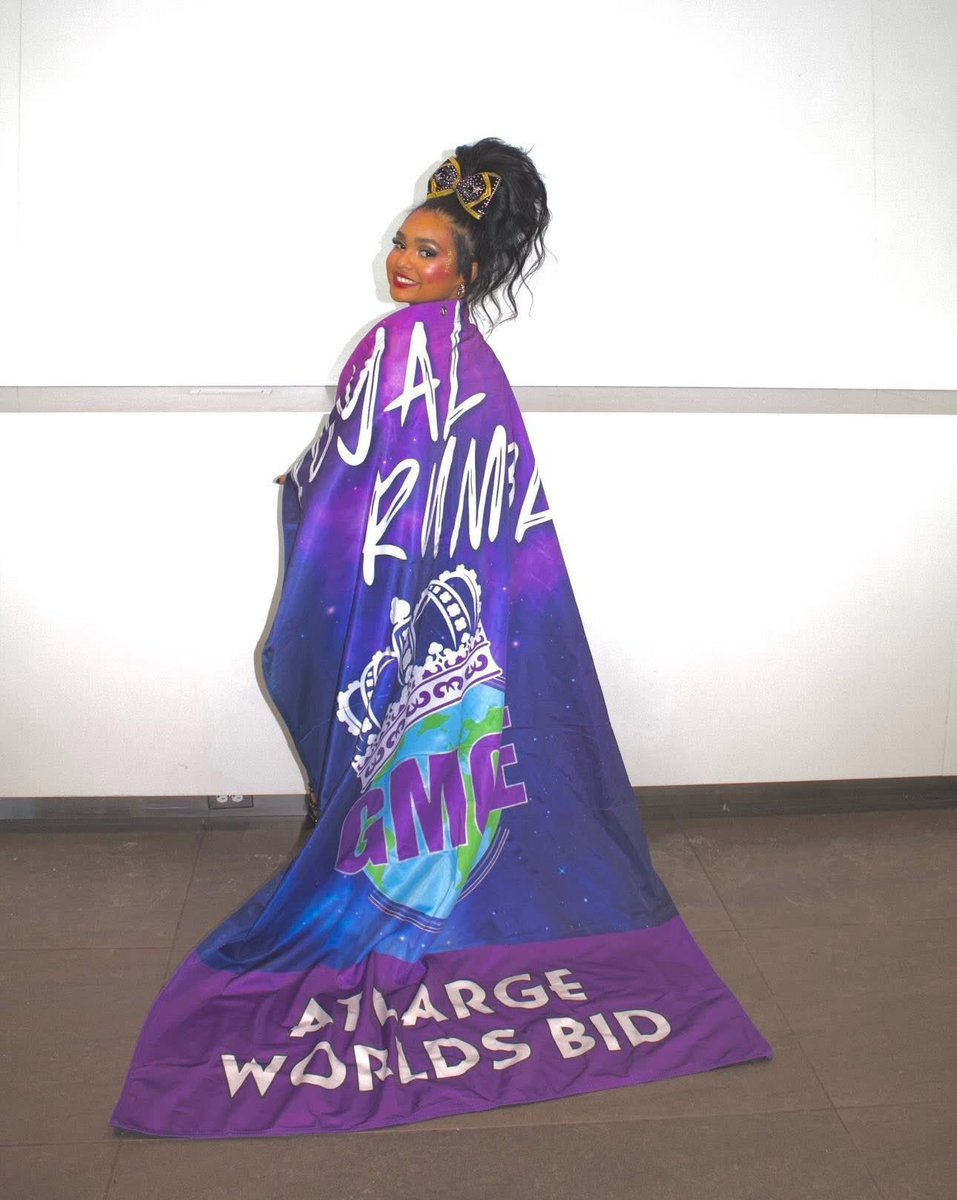 Gold is going to Worlds!!!! 🖤🖤🖤 <a href="/CompeteGMCE/">GMCE</a> #famoussuperstars # gold