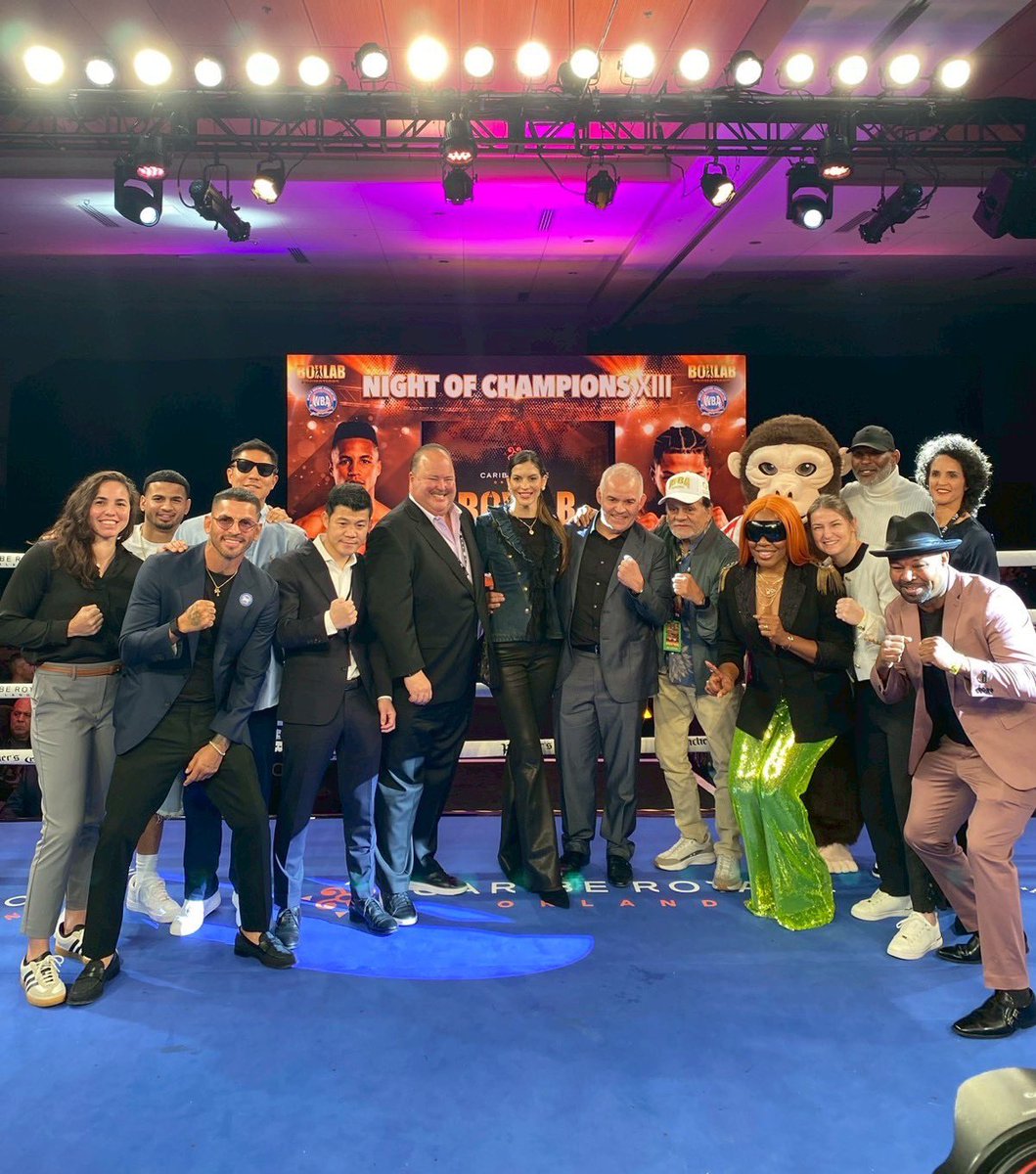 koki_kameda1117's tweet photo. WBA総会は意外と慌ただしいスケジュール。内容も濃い。さすがは104回も開催されてる伝統行事。これはWBAの会長と歴代の世界王者がリングに勢揃いした写真。

2025年12月13日（金曜日）
午前8時〜午後12時
オフィシャルセミナー / ジャッジ

午後1時〜午後5時
オフィシャルセミナー / レフェリー

午後7時30分〜午後7時50分開会式

午後8時〜午後11時30分　
記念興行

2025年12月14日（土）
午前9時〜午後12時
WBA理事会会議

午後2時〜午後3時
ボクシングトゥデイフォーラム

午後3時〜午後5時
医療セミナー

午後8時〜午後11時30分
プールパーティー

2025年12月15日（日曜日）
午前9時〜午前11時
WBA理事会 / 会長選挙

午後2時〜午後5時
WBAランキングおよびWBA選手権委員会会議

午後8時30分〜午後11時30分ディナーパーティー

2025年12月16日（月曜日）
帰国