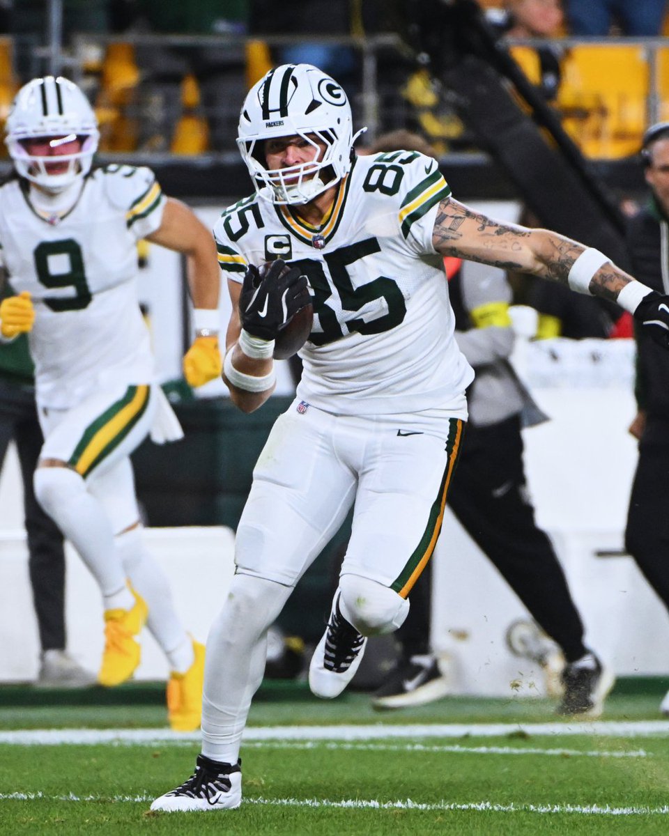 The #Packers now have lost Micah Parsons and Tucker Kraft to torn ACLs.

Nighmare.