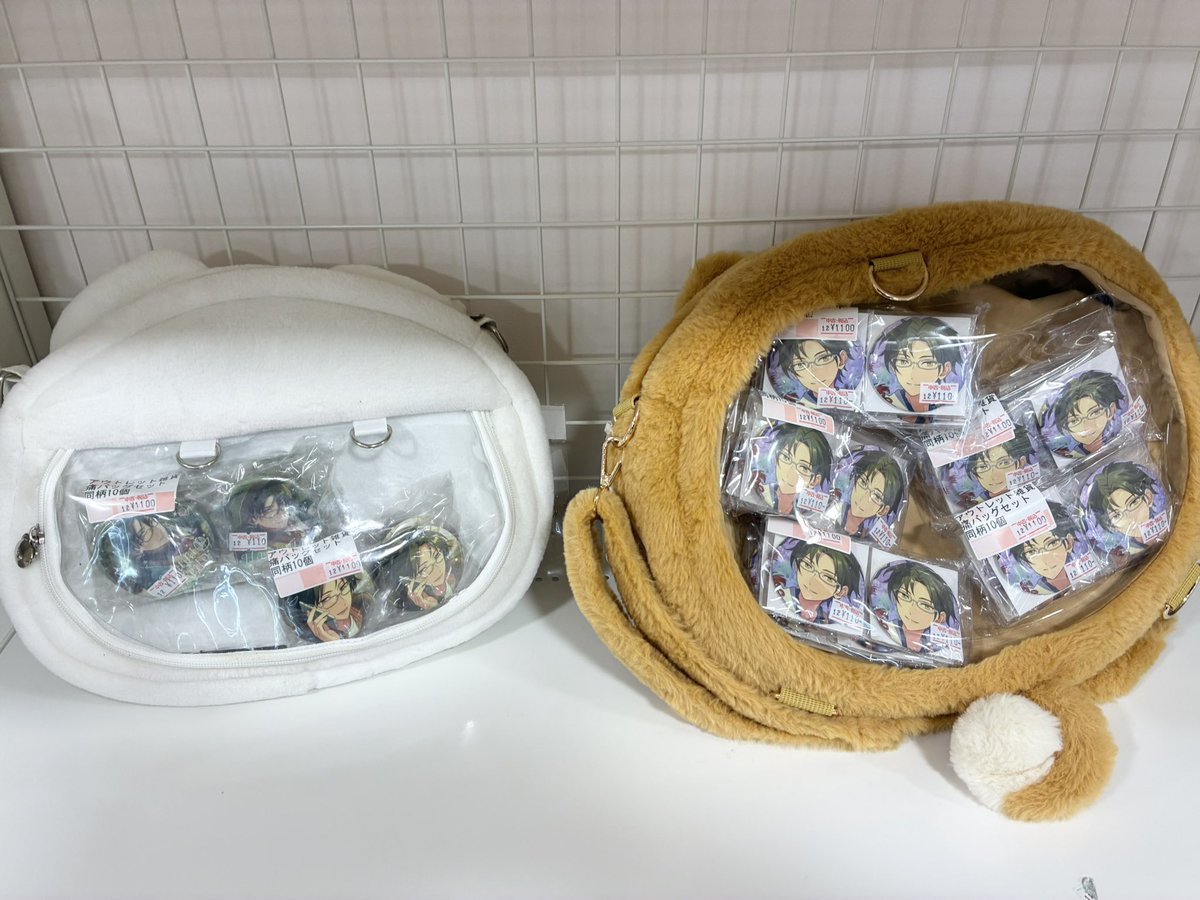 蓮巳敬人くん、巴日和くんの痛バッグ缶バッジセットが販売になりました