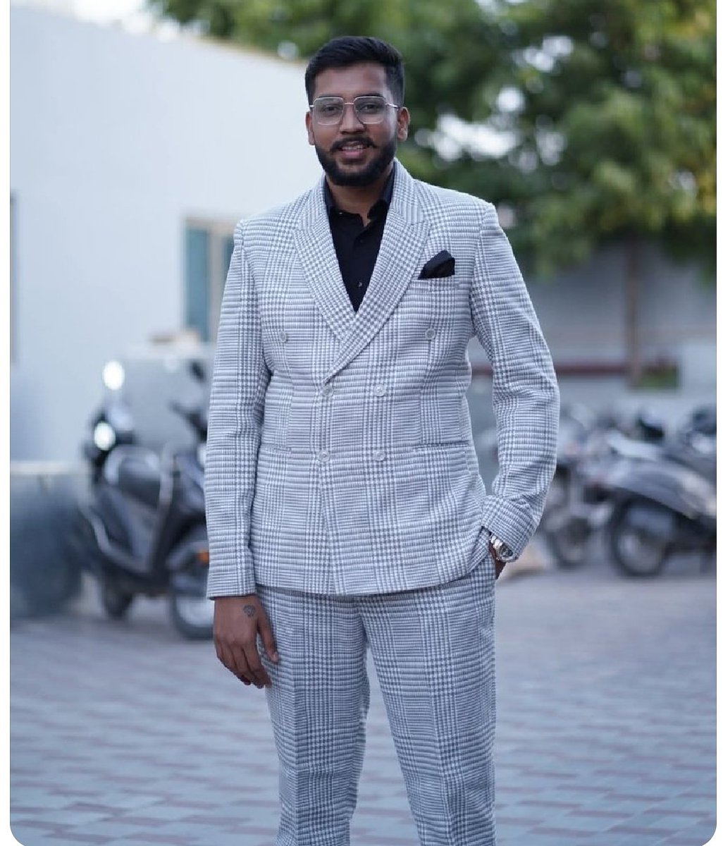 BIRENDARGLB's tweet photo. स्वास्थ्य विभाग अस्पताल को बचाने में लगा हुआ है आपसॆ नम्र निवॆदन‌है कि होस्पीटल कॆ खिलाफ ठोस कानुनी‌ कार्यवाही करॆं @PMOIndia @CmBih @BiharHealthDept @mangalpandeybjp @dmpurnea @PurneaSp @ https://t.co/xbm4TKATRw