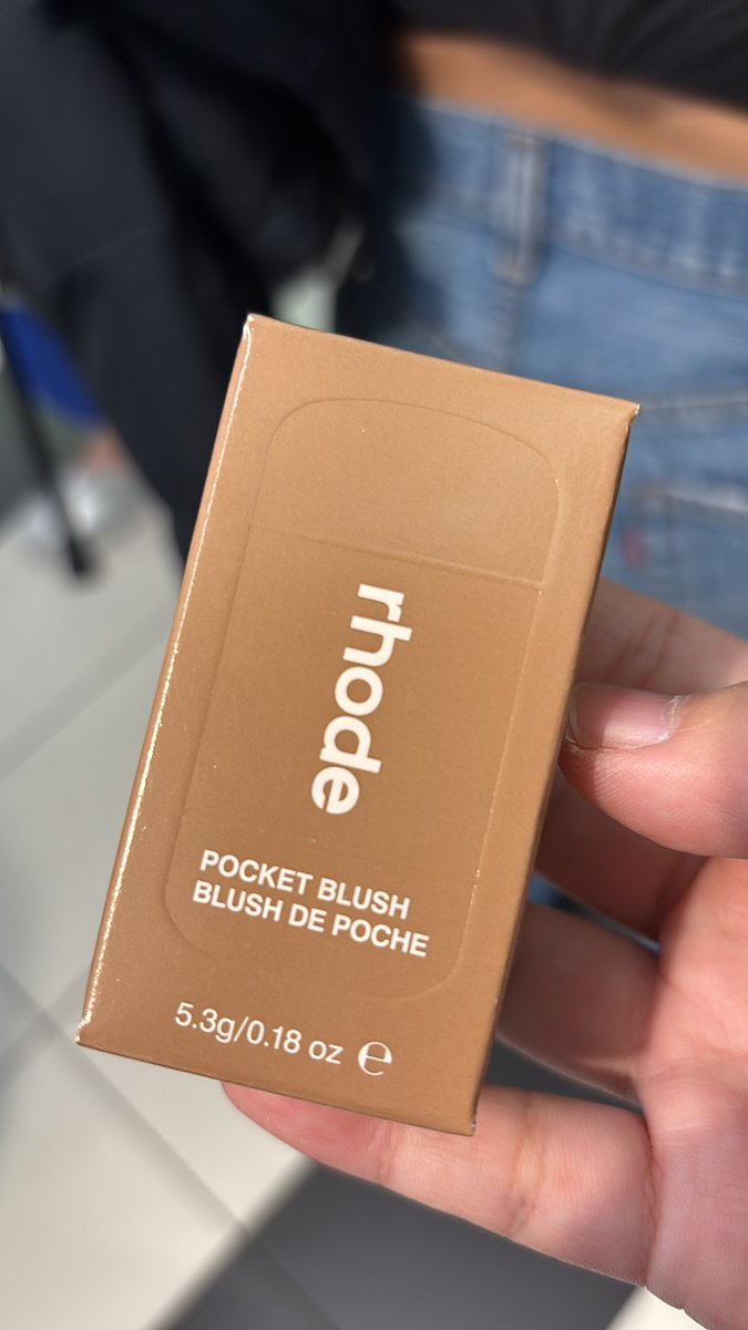 fikestin's tweet photo. everything is almost out and is hella expensive but i got my first rhode product 😭😭 https://t.co/iSBt0vBau6