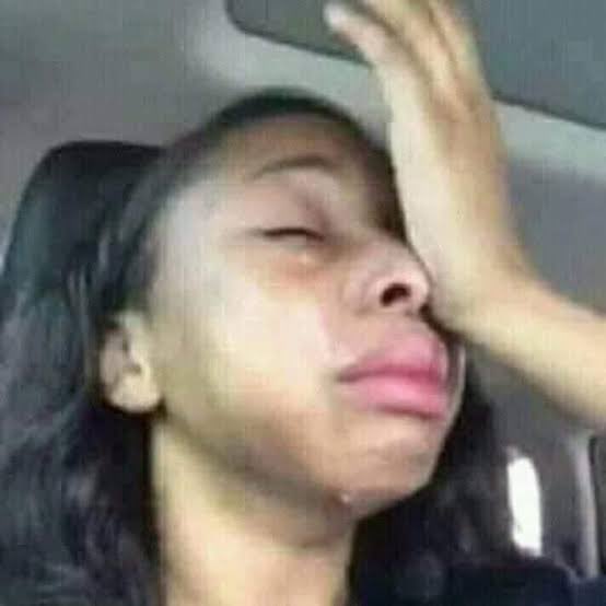 jescat90's tweet photo. Pedi tanto pra Deus um gol do Vasco, só não imaginava que seria gol contra 😭😭😭😭😭😭😭😭😭😭 https://t.co/bv2jh5Qj9h