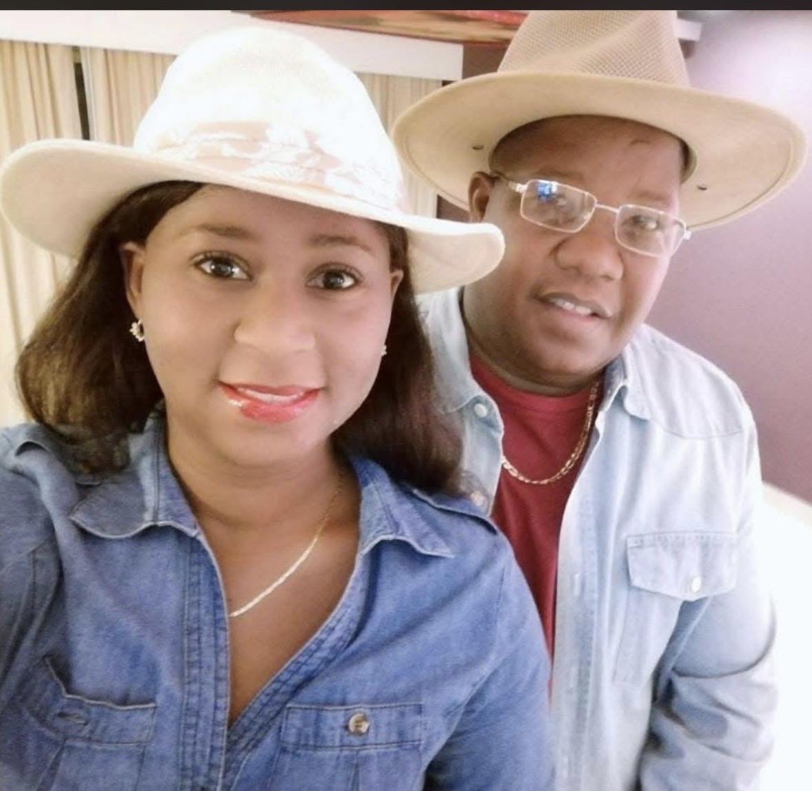 RICARDOP026's tweet photo. Con gran tristeza lamentamos el fallecimiento de Violeta, esposa de nuestro querido amigo Freddy Johnson. Enviamos nuestras más sinceras condolencias a Freddy y a toda la familia, deseándoles fortaleza y paz en estos momentos difíciles. Violeta siempre será recordada con cariño https://t.co/wn2y6AJyON
