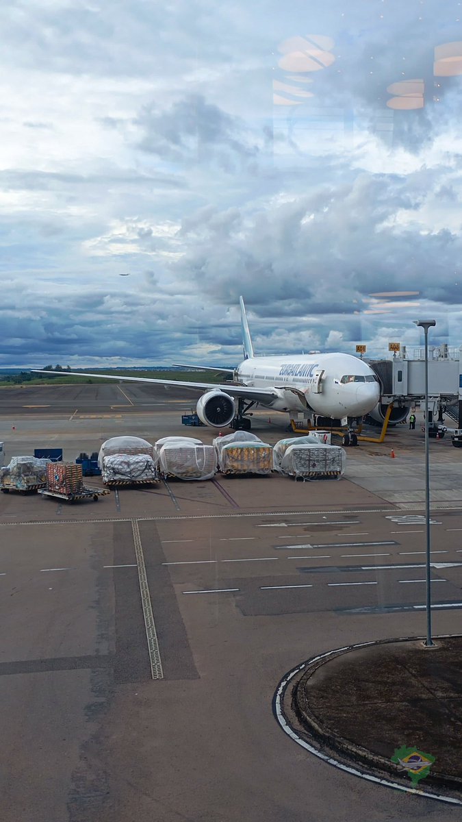 Em breve desvendaremos como é, de fato, voar no Boeing 777-200 (CS-TSW) da EuroAtlantic.

2° trecho será no VCP-LIS, AD8900.