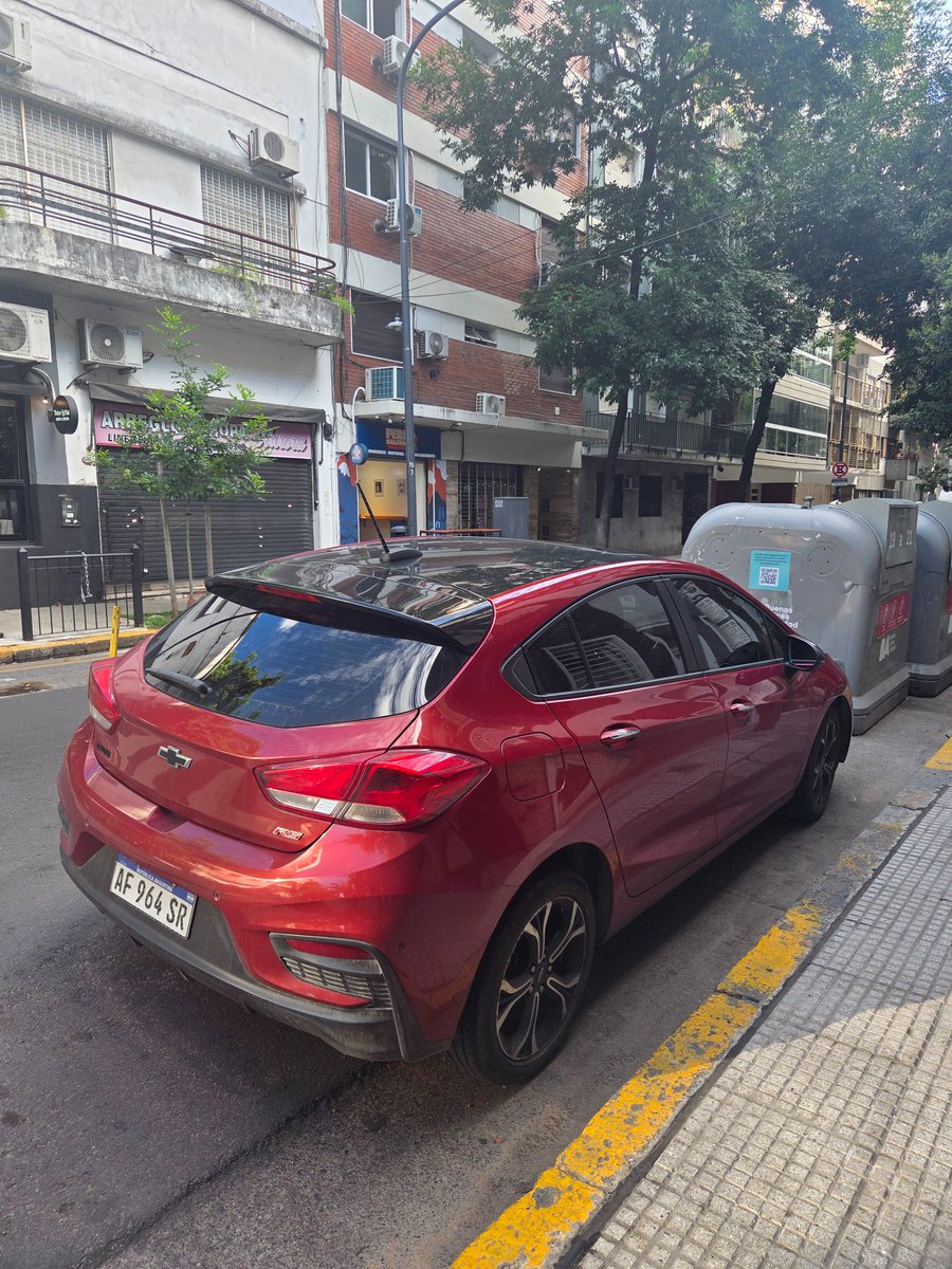 JayC_Trades's tweet photo. Algún dia me voy a poder comprar este auto❤️‍🩹 https://t.co/0LzxzECMtV