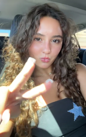 bopsinaction's tweet photo. show her some more love if u wanna see moree #bop #cumtribute #bops #cocktribute #wankchat #horny https://t.co/Rb41TOaMh0