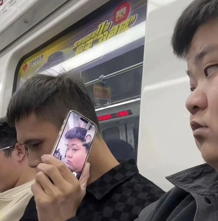 insane poses tweet media