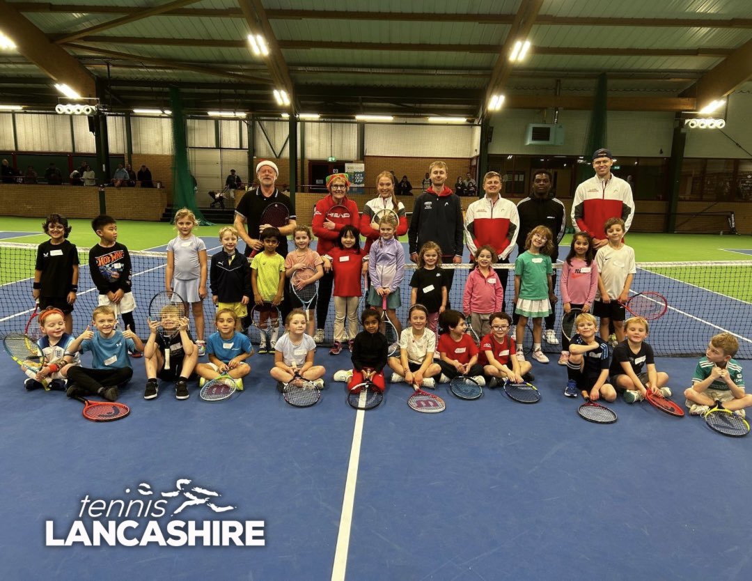 TennisLancs's tweet photo. Well done to all the players from across Lancashire who were nominated by their coaches to attend our 7 &amp; Under Open Day today. It was great to see so many young players enjoying a afternoon of tennis with our team of coaches 🎾🌹 https://t.co/iOLGWNohTV