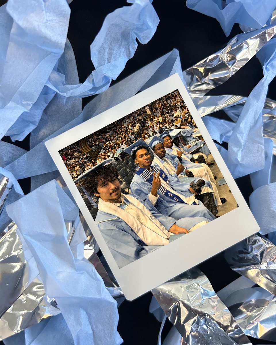 UNC's tweet image. Hold on to the memories, #UNC25 🎓 Congratulations to the winter graduates!