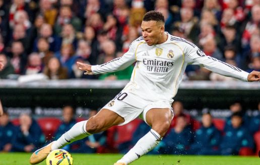 DDRViralArg's tweet photo. ⚽VICTORIA EN EL PRIMER TIEMPO DEL REAL MADRID ✨
¿Cuántos Goles Habrá en el partido?
#AlavésRealMadrid #AlavesRealMadrid #LaLiga #LALIGAEASPORTS #ALARMA #HalaMadrid
#RealMadrid https://t.co/yB0GEXQDI4