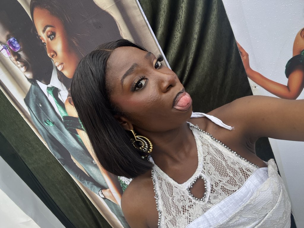 Tunrayooooooo's tweet photo. Lovemyfaceaholic😍 https://t.co/JdfqjkCNUw