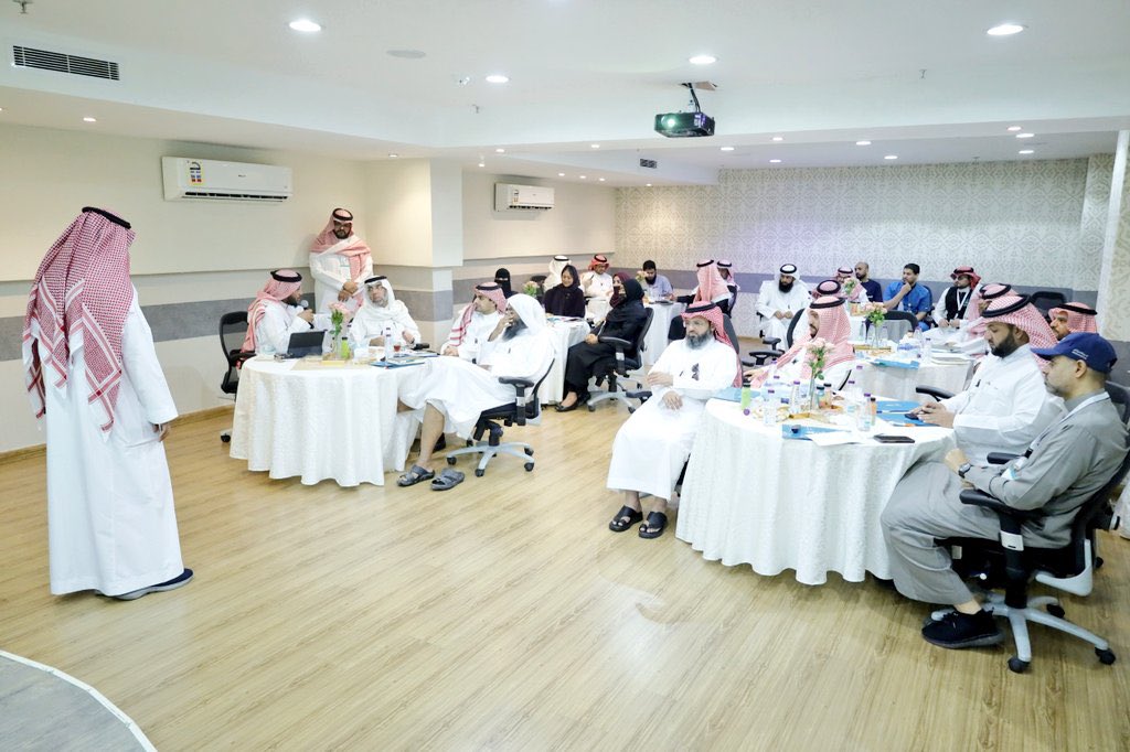 نظّمت اللجنة التنسيقية لجمعيات الحماية من #التبغ ورشة عمل بعنوان «الابتكار في برامج مكافحة التدخين»، قدّمها د. علي الزهراني، مدير برنامج مكافحة التدخين بـ #صحة_مكة، بمشاركة المدير التنفيذي لجمعية بهاء، عضو اللجنة التنسيقية، وبحضور أعضاء اللجنة التنسيقية وعدد من المختصين.