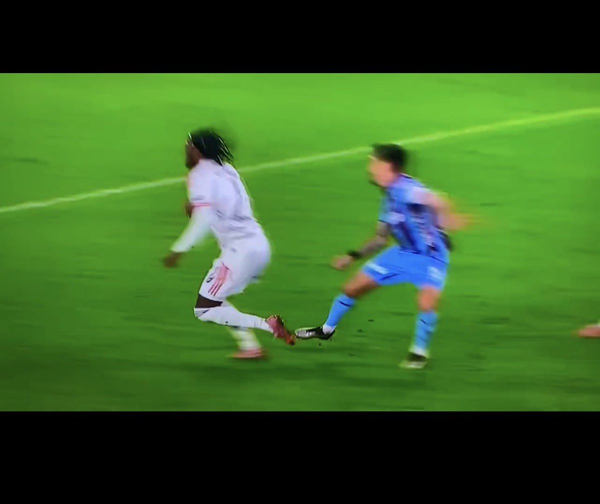 Beşiktaşlıların kırmızı beklediği pozisyon 😀 sağlığa zararlı şeyler kullanmayın