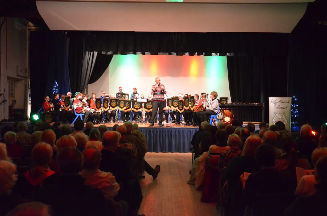 Lydbrook Band tweet media