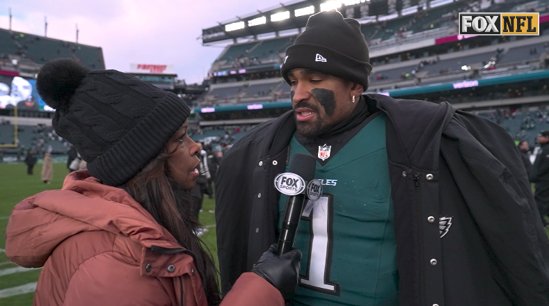 The @Eagles losing streak is over. Jalen Hurts caught up with Pam Oliver after a 31-0 win over the Raiders. 