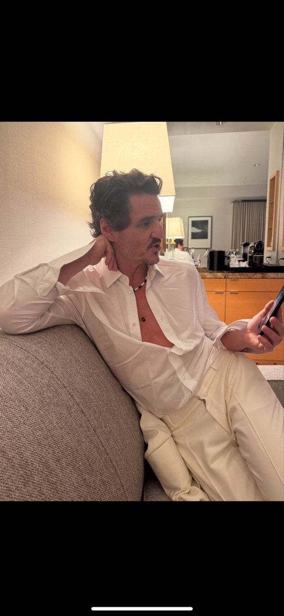 _Pascalispunk__'s tweet image. BTS📸: unwinding in style!