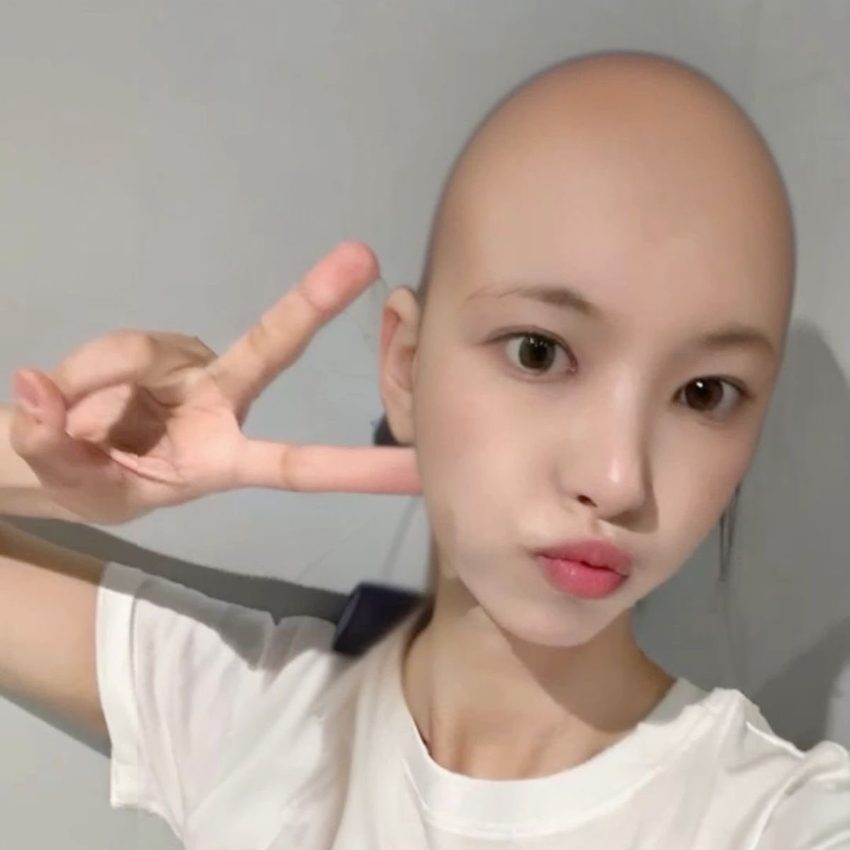 leenahelloo's tweet photo. illit next comeback: https://t.co/CyRUFKaImY