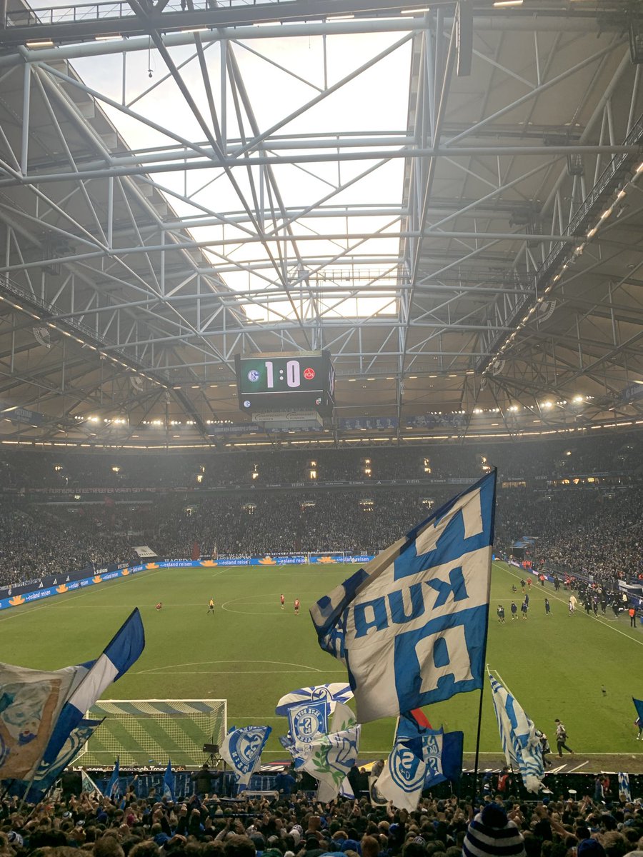 Das war heute wieder ’ne Nummer. Sach mal Herbstmeister!🗣️ #S04