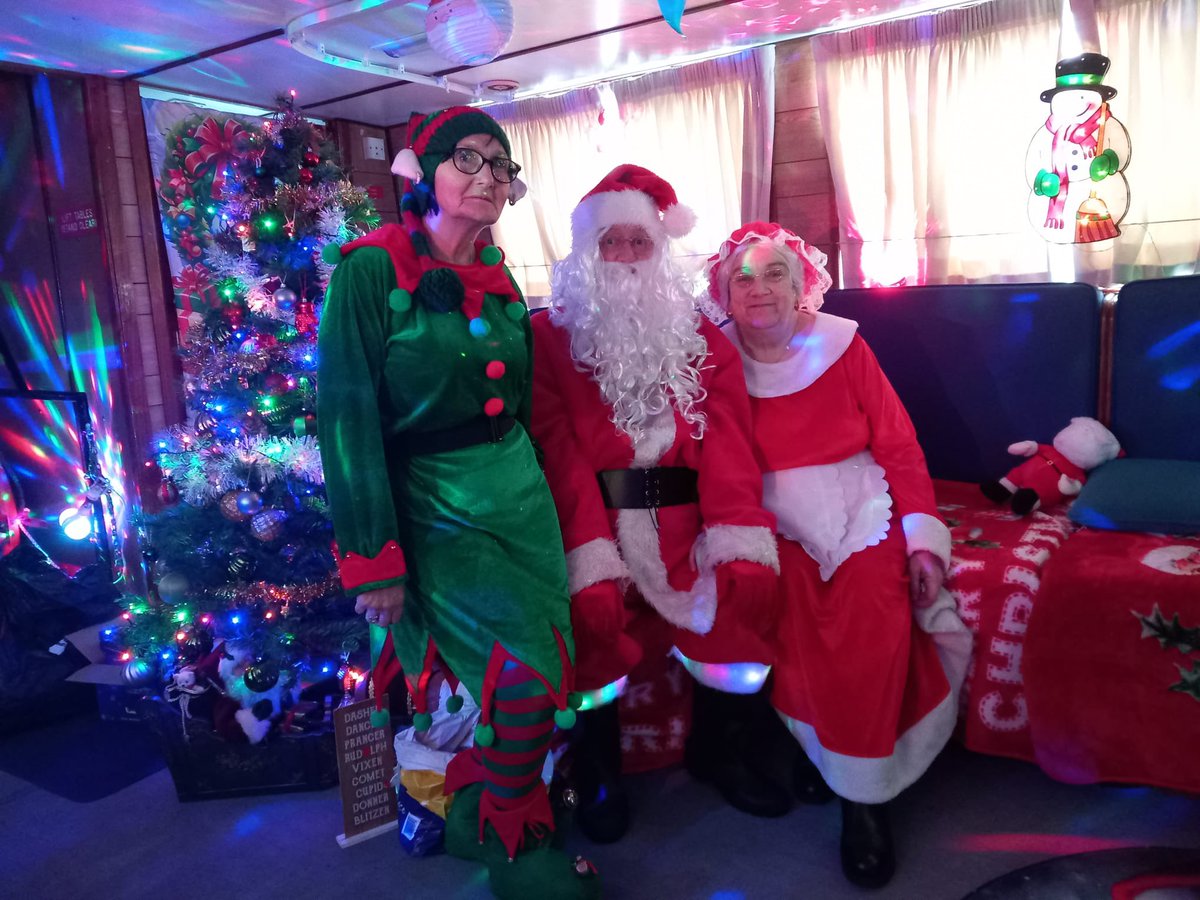 EthelBarge's tweet photo. Over the last 2 weekends, Ethel has been a sensory Christmas Grotto. This was jointly organised with the children's charity @Sparklesheffield. Families spent 30 mins with Father and Mother Christmas and Elf ! Thanks to everyone who assisted and supported this wonderful event! https://t.co/uPUUVwKE64