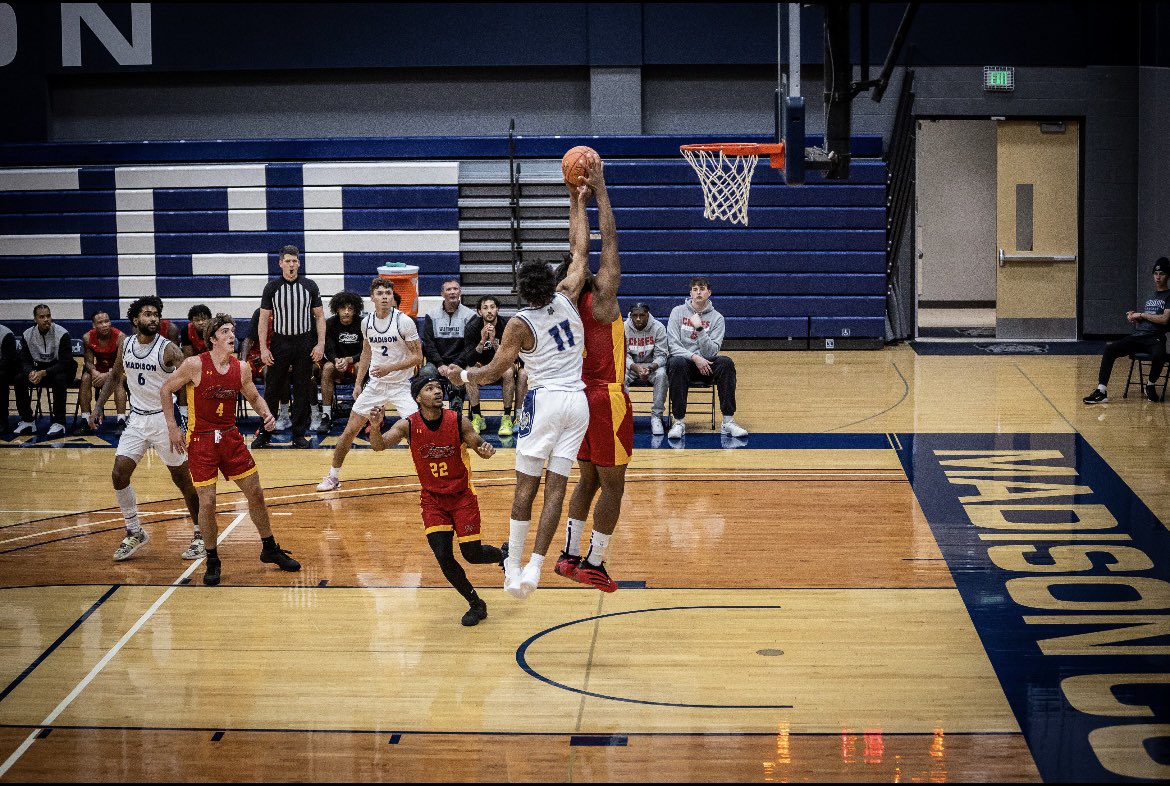 Noah Compan  ™️ tweet media