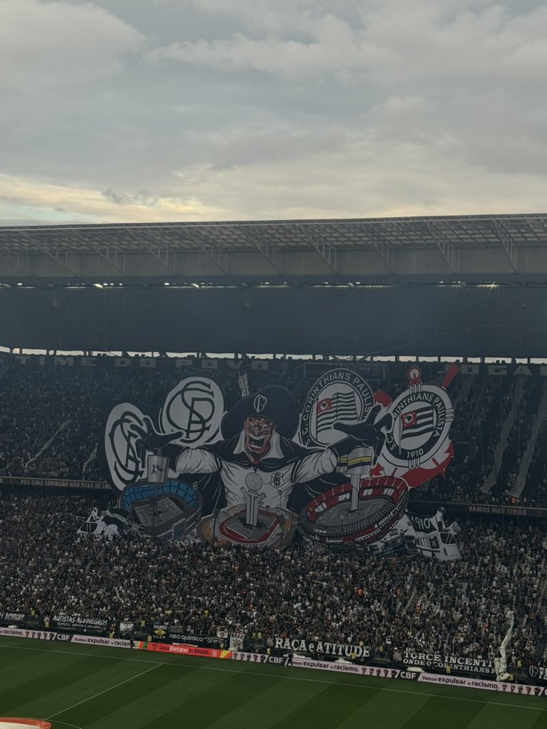 ocamargoluiz's tweet photo. eu te amo mais que tudo que já amei na minha vida. eu te amo CORINTHIANS. https://t.co/NVtKeP6jNB