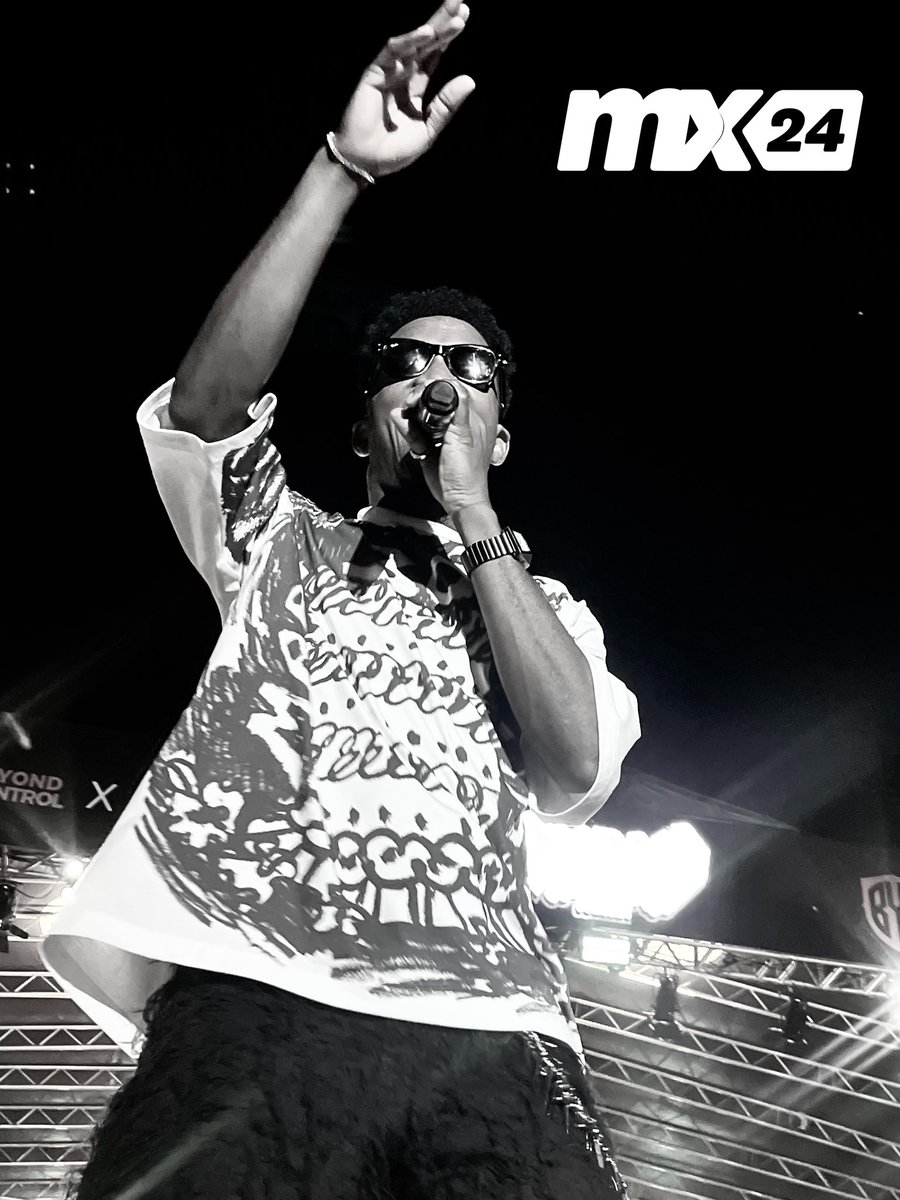 mx24gh's tweet photo. King of the westside! Team move!

@KinaataGh 

#mx24gh #funfearlessfactual #mxbreaks #BYKConcert #KofiKinaata https://t.co/n1K9u0av4r