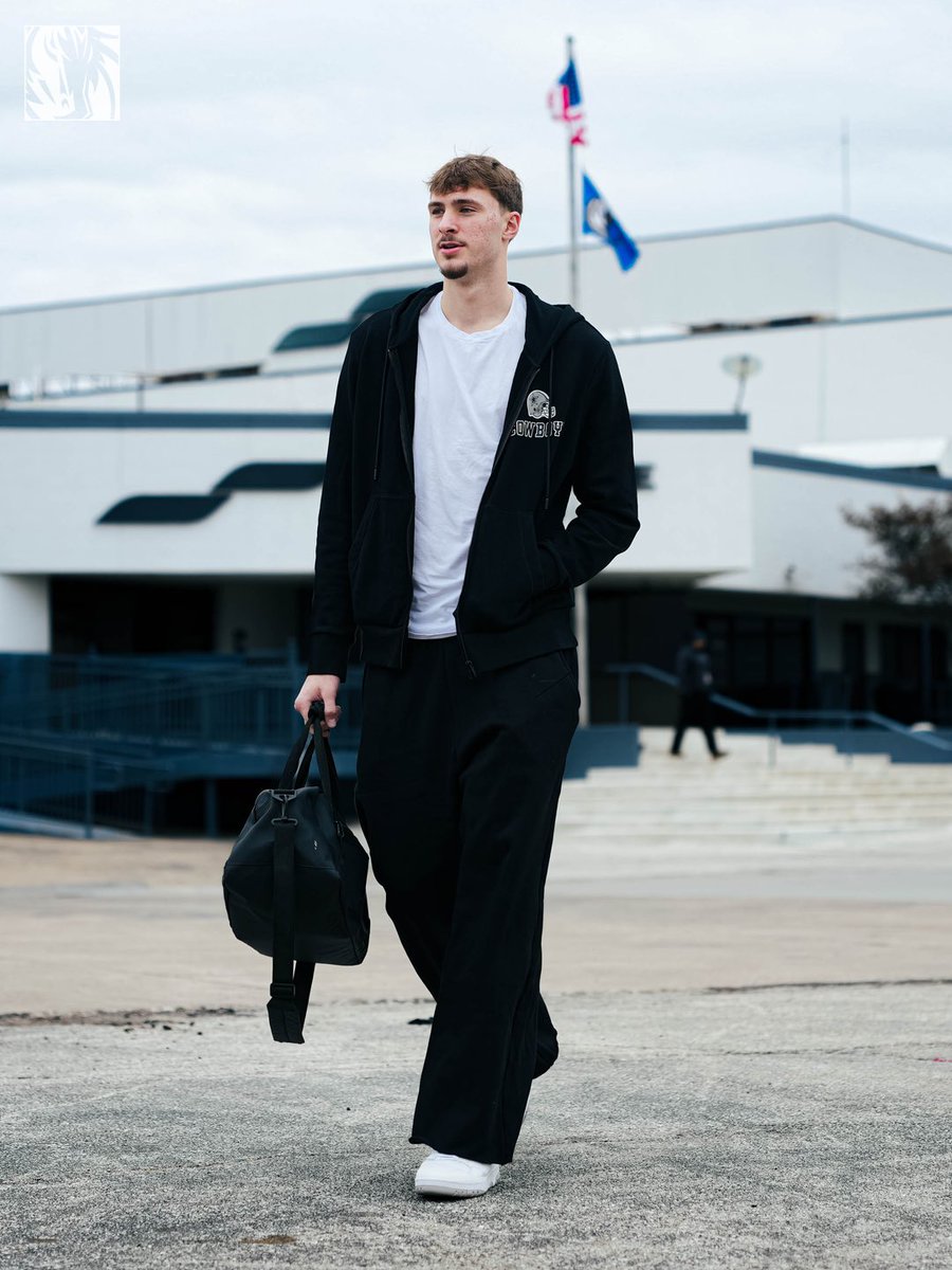 Be right back ✈️🥶
#MFFL