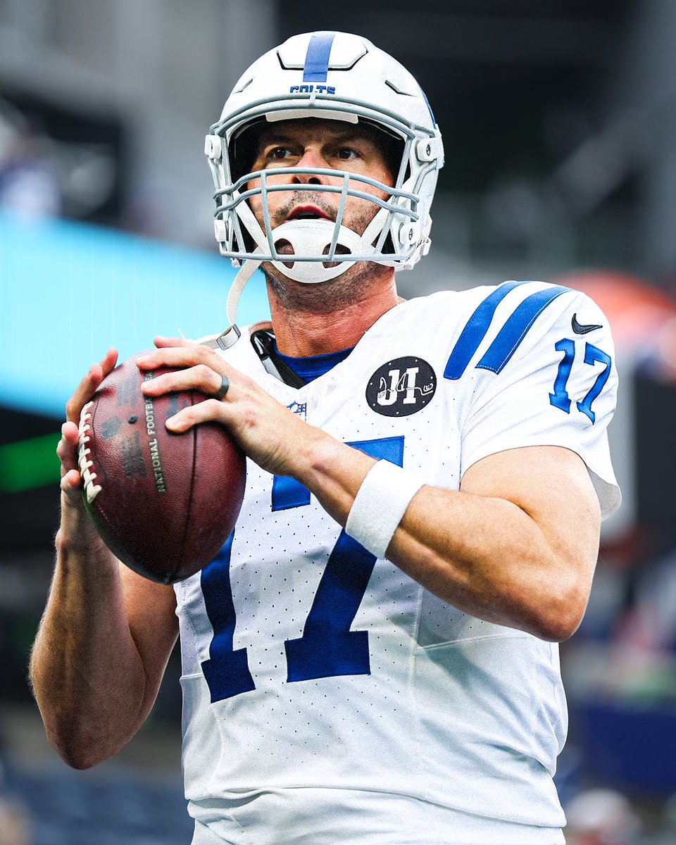 NFL's tweet image. Dadgummit. 

Let's do this 🙌